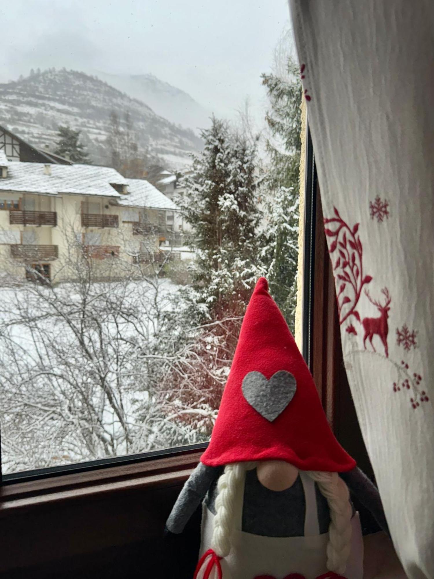 Gina's Home - Appartamento nel cuore di Bardonecchia Esterno foto