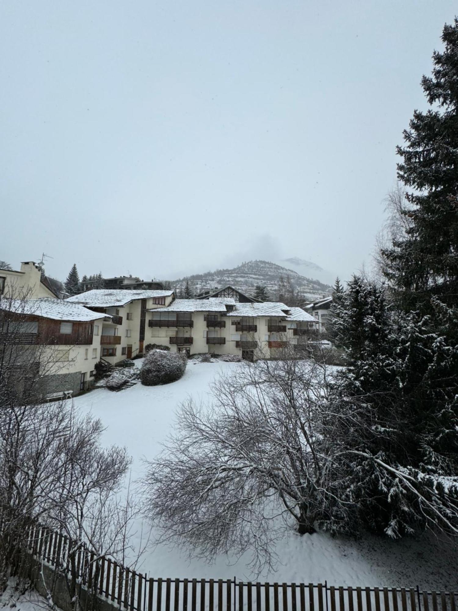Gina's Home - Appartamento nel cuore di Bardonecchia Esterno foto